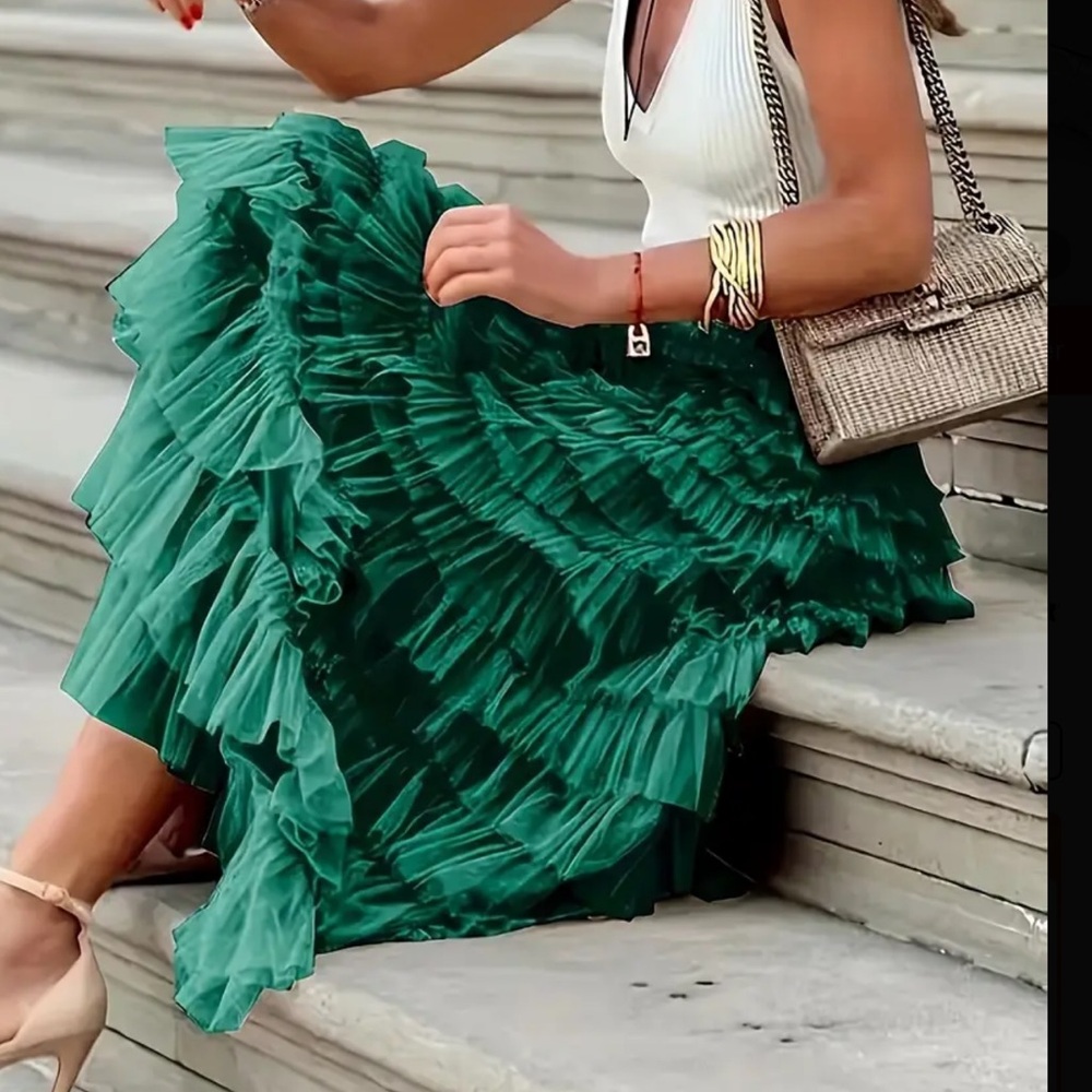 LIVE SHOW NOTIFICATION & Giveaways☀️🕊️💚 THE SWAP SHOP 𝗕𝗼𝗵𝗲𝗺𝗶𝗮𝗻 𝗕𝗼𝘂𝘁𝗶𝗾𝘂𝗲 - Picture 8 of 17